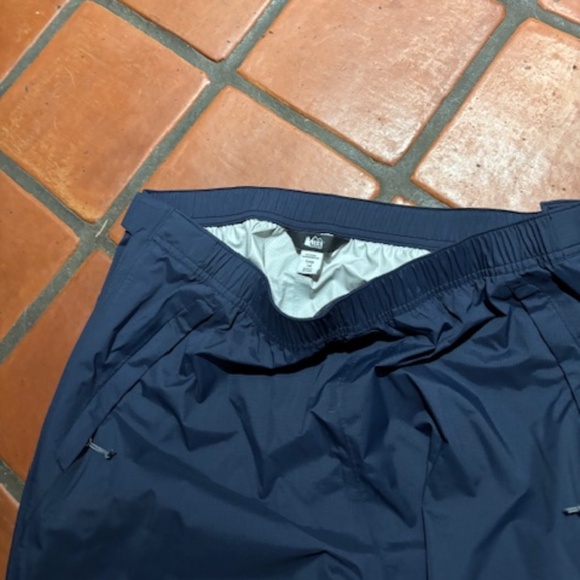 Men's REI Rainier tall waterproof pants - Picture 5 of 8